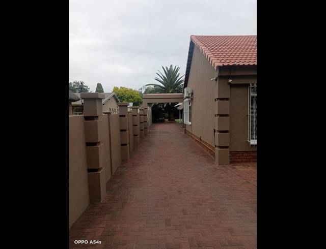 3 BEDROOM HOUSE FOR SALE IN VAALPARK